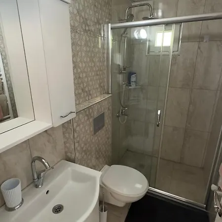 Διαμέρισμα Newly Renovated Duplex